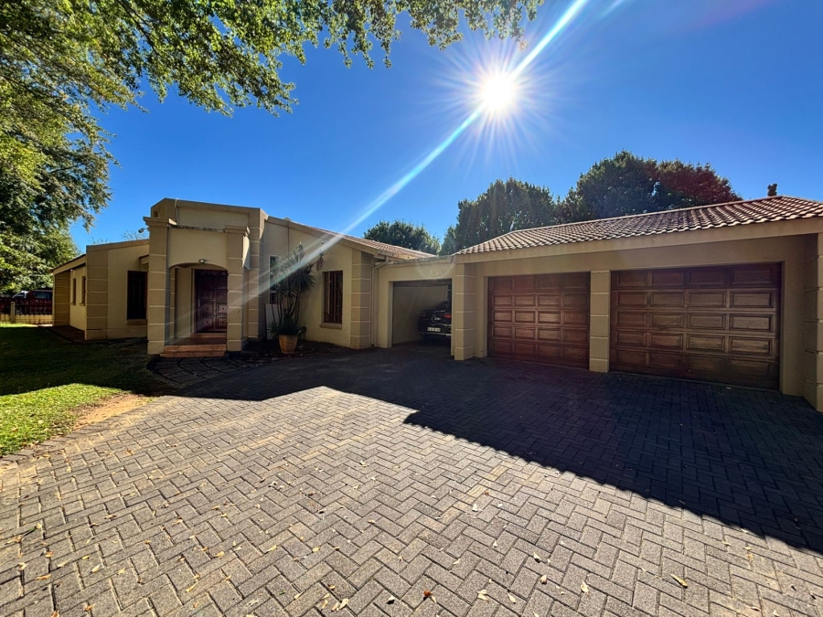 5 Bedroom Property for Sale in Sasolburg Ext 11 Free State